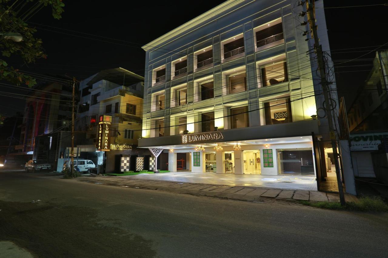 Hotel Luminara Kochi Esterno foto