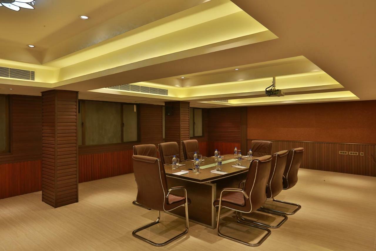 Hotel Luminara Kochi Esterno foto