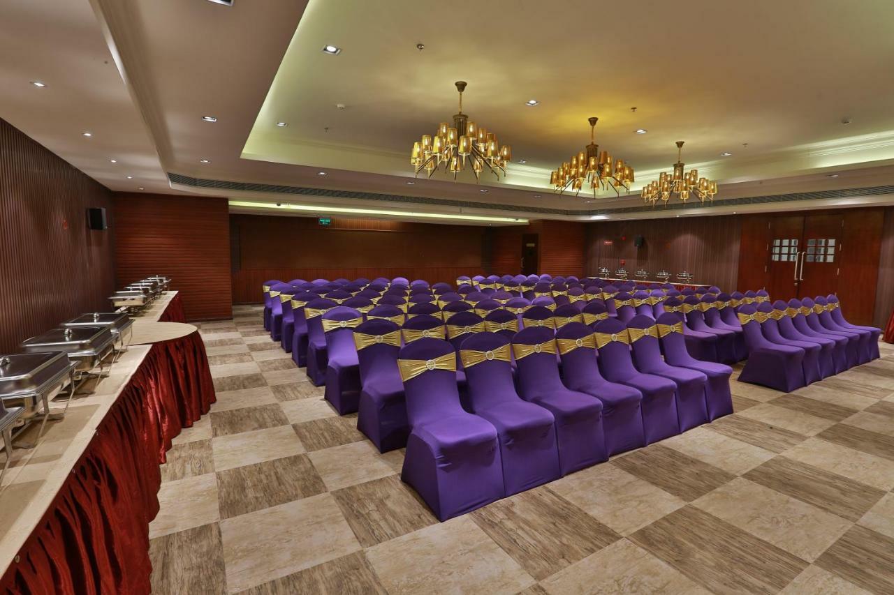 Hotel Luminara Kochi Esterno foto