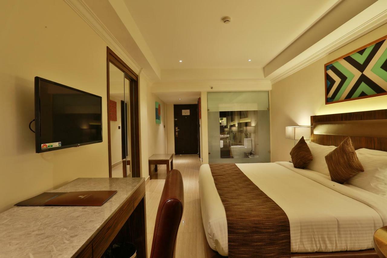 Hotel Luminara Kochi Esterno foto