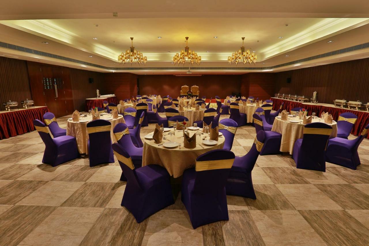 Hotel Luminara Kochi Esterno foto