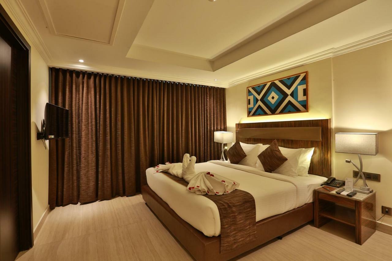 Hotel Luminara Kochi Esterno foto