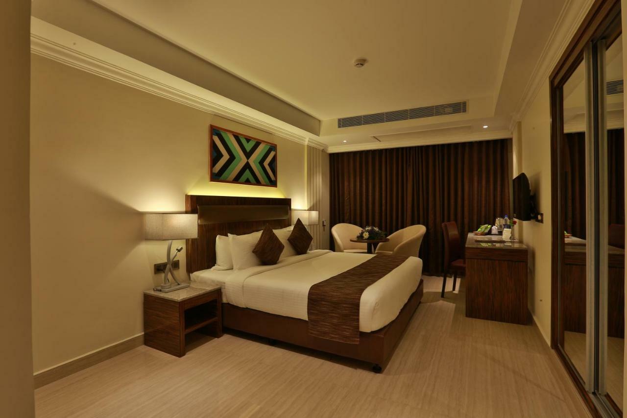 Hotel Luminara Kochi Esterno foto